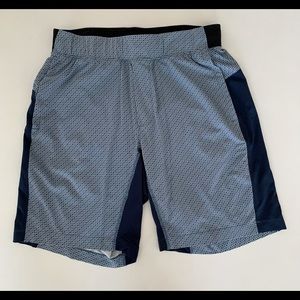 Lululemon - T.H.E Short 9” Liner - Size S